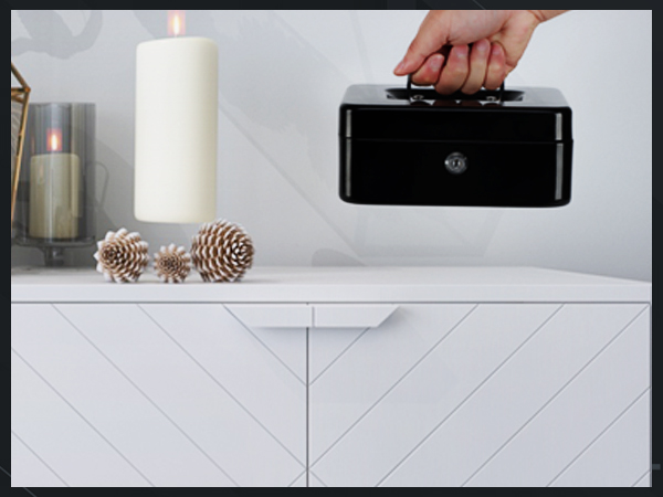 cash box with key