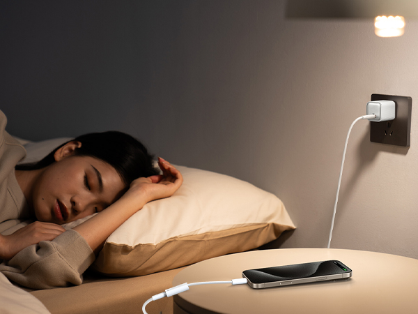usb c to lightning adapter