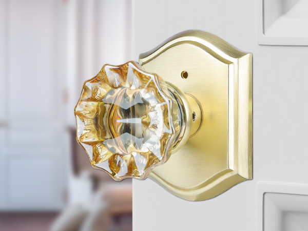 glass door knobs