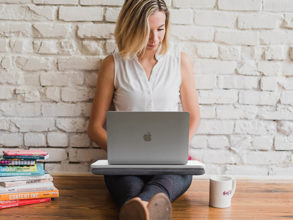 ZEAPTAC Portable Lap Laptop Desk with Pillow Cushion