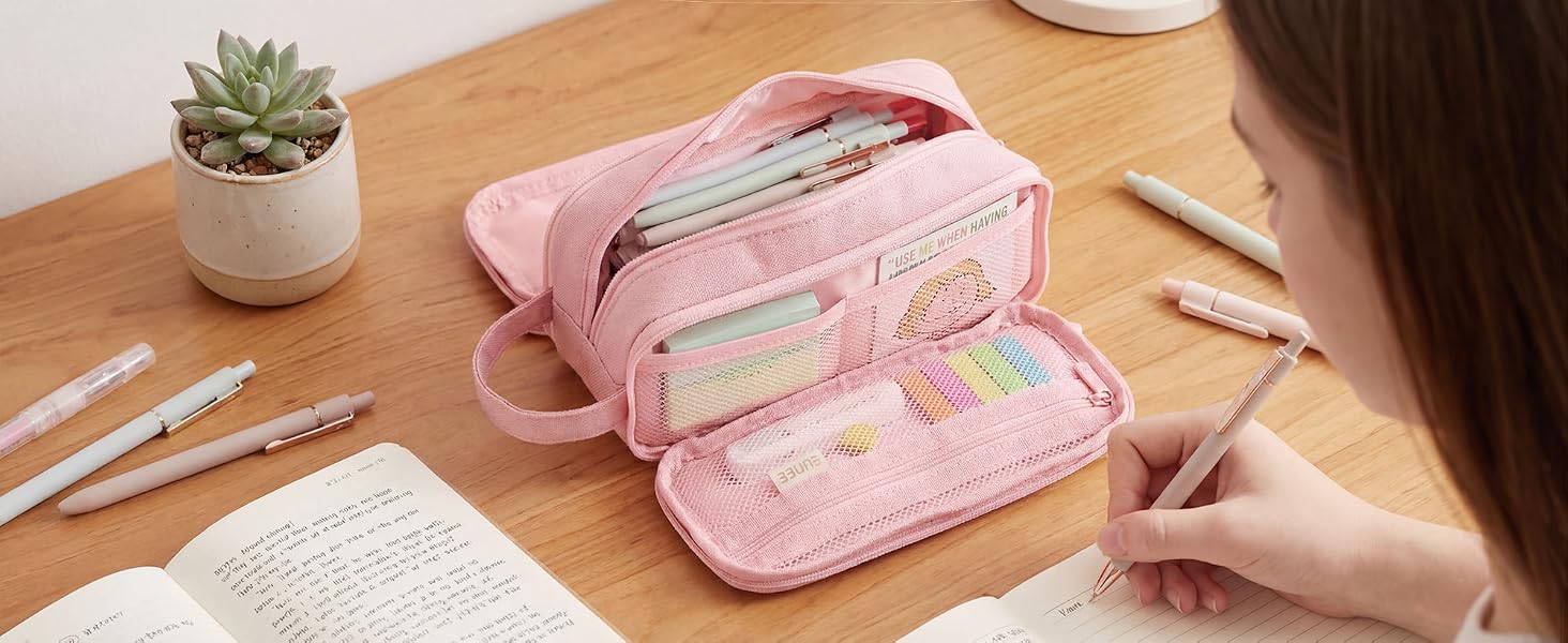 A cute pencil case suitable for both boys and girls