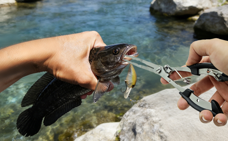 quitar ganchos safe saves space long-lasting reliable preventing loss Fishing Pliers Multitool