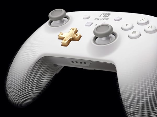 Graphics to show off the controller's ergonomic comfort