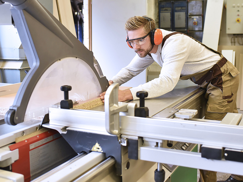 Metal Power Strip Mountable