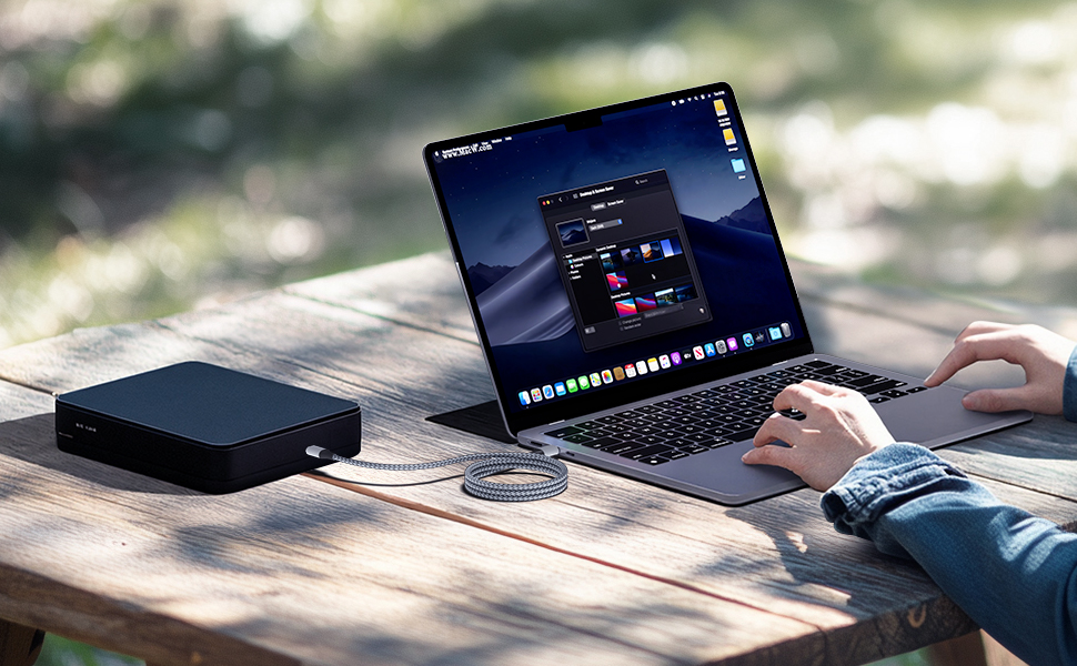 CLEEFUN 240W USB C to USB C Cable