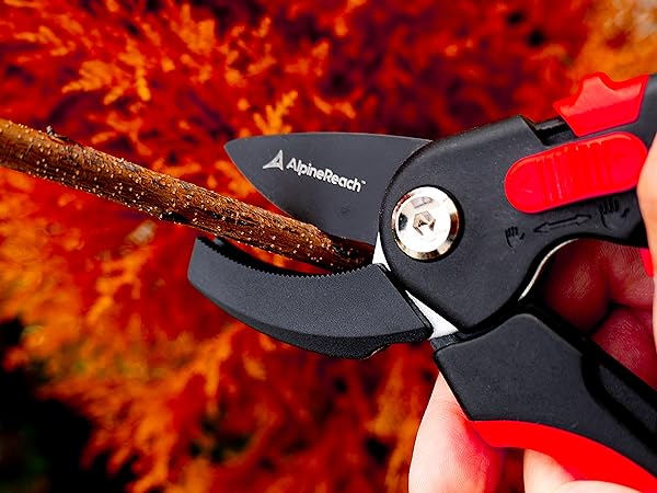 AlpineReach Anvil Pruning Shears cuts with extra power
