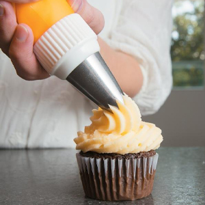 Piping Bags and Tips