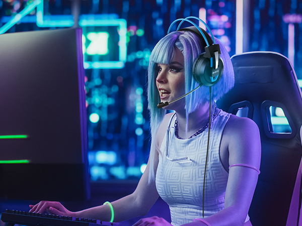 Voistek Gaming Headsets with Microphone, Gaming headphones Surround Sound, Noise Cancellation