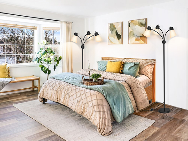 bedroom floor lamp