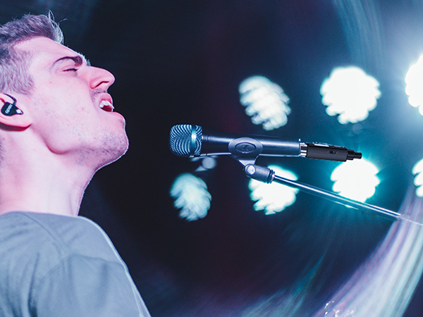 XLR Microphone wireless microphone audio transmitter and receiver wireless microphones systems