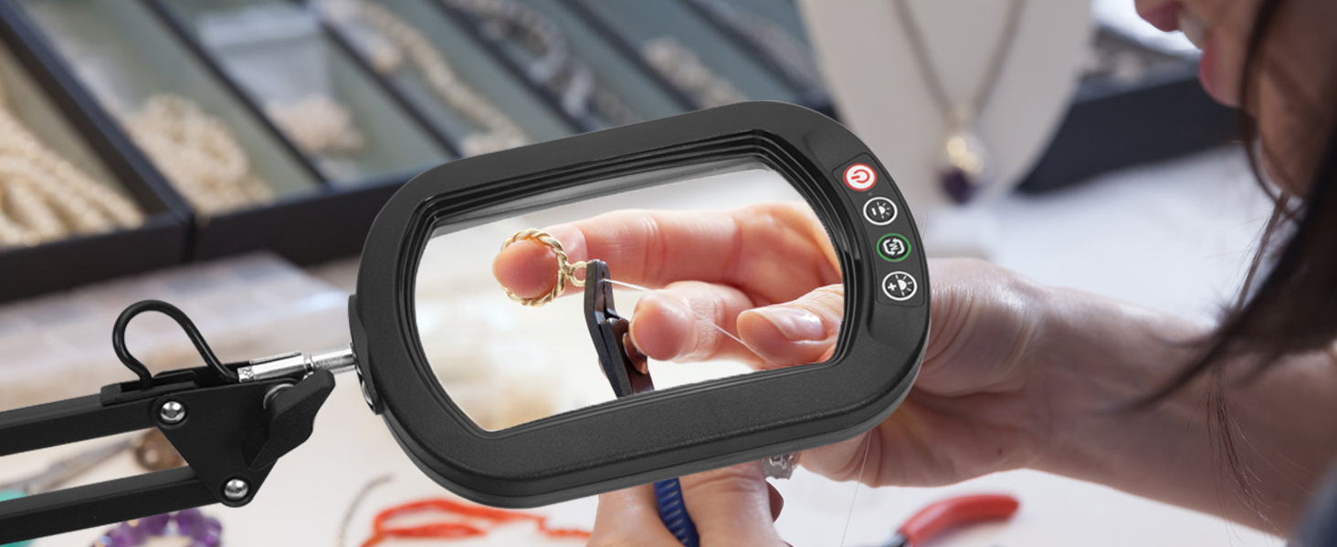 magnifying light for crafts hands free