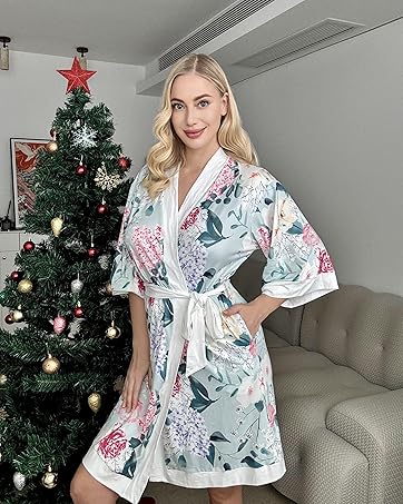 https://m.media-amazon.com/images/S/aplus-media-library-service-media/a5d1369c-6cf4-44f1-80b2-a0fdd12285b3.__CR0,190,2316,2898_PT0_SX362_V1___.jpeg