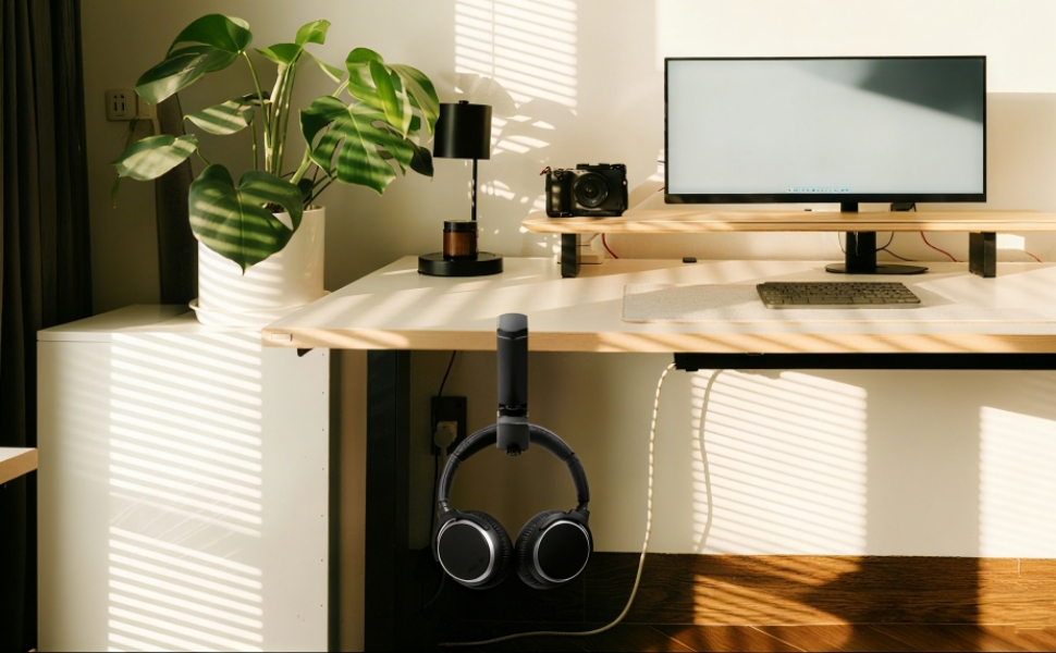 Adjustable Clamp-on Hook for Gaming Office with LIV 127 01