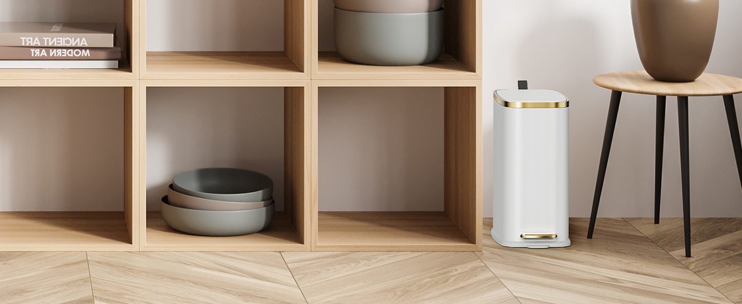 Small trash can with lid for Office