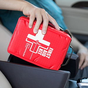 first aid kit for car