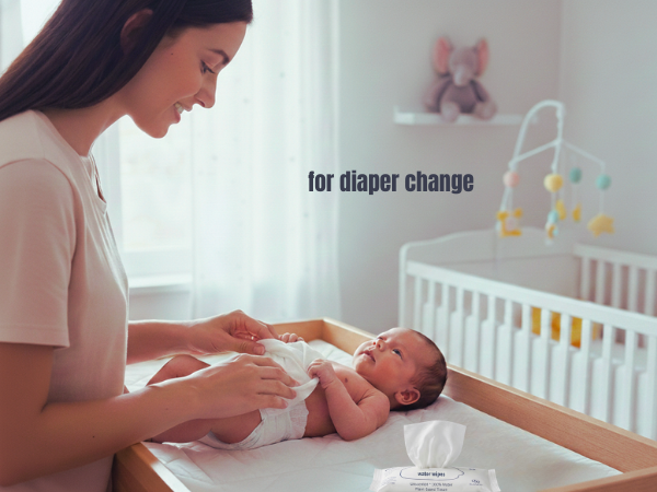 Baby water wipes for diaper changes, hands and face, suitable for everyday use