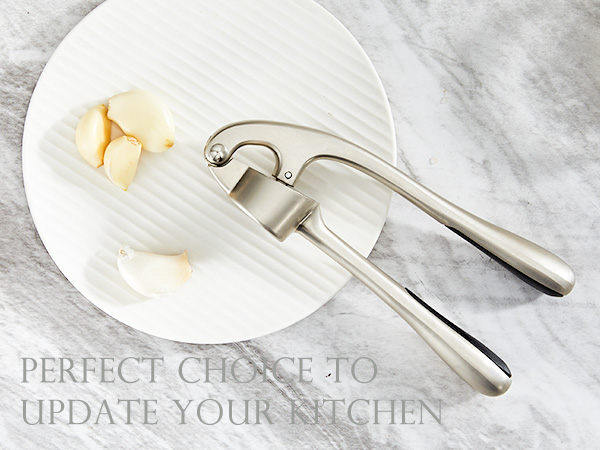 garlic press