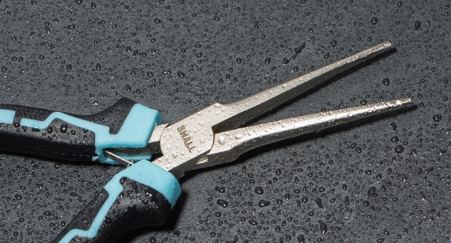 NEEDLE NOSE PLIER