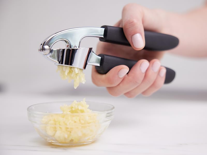 Garlic press, garlic peeler, garlic crusher