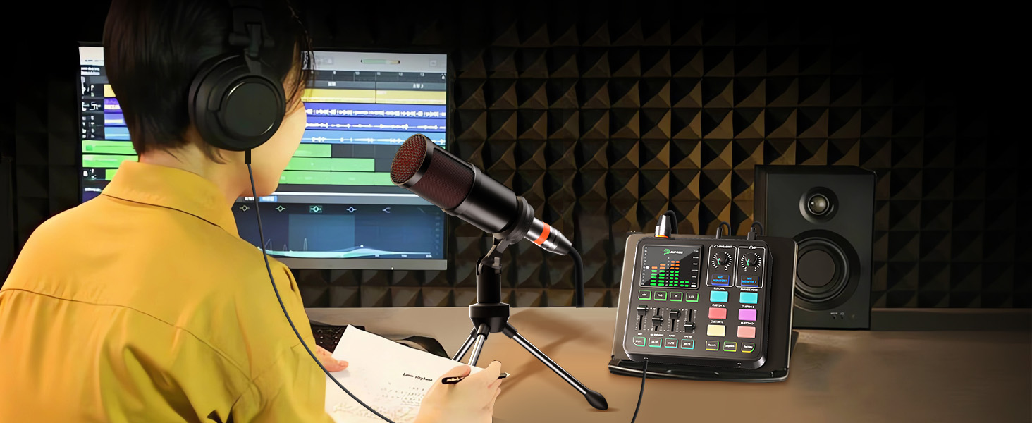 Podcast Equipment Bundle