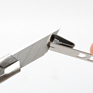 snap off blades, snap off blades 9mm, 30 degree blades, olfa blades,utility knife, box cutters