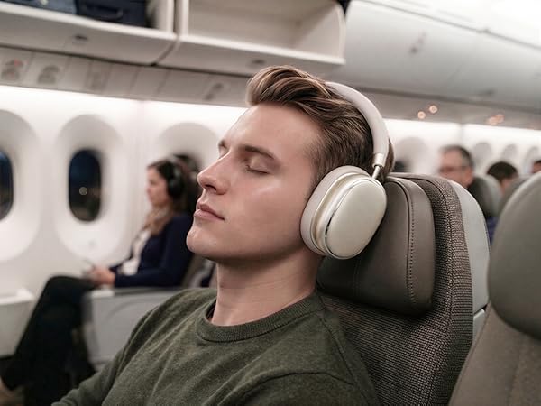headphones with microphone