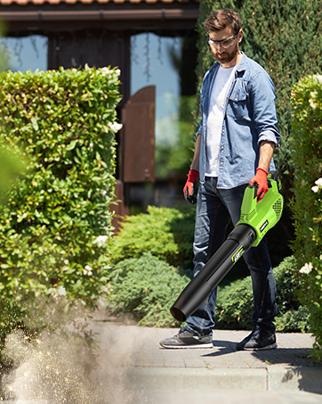 blowers for lawn care