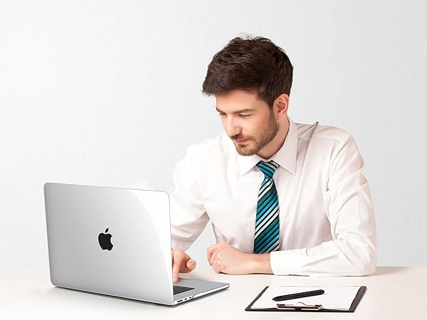 macbookaircase