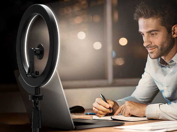 tripod with ring light