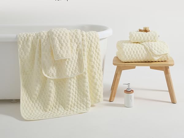 creme bath towel set