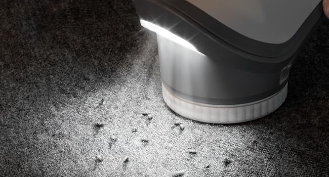 MR.SIGA rechargeable fabric shaver, laundry lint remover,lint pilling remover with Led Light