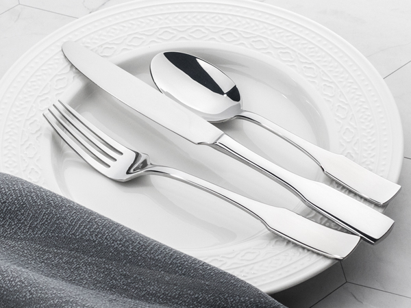 Kate mirror silverware set
