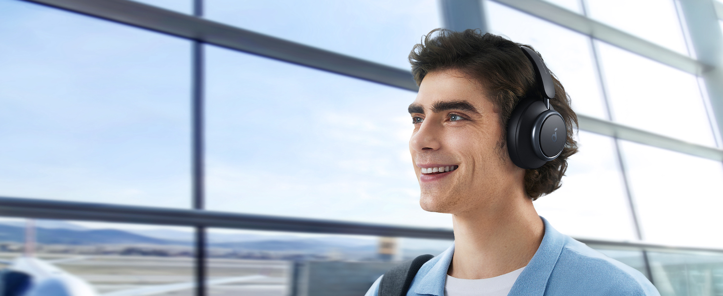 Pioneering double-layer diaphragm drivers produce clear, bright sound with strong bass.