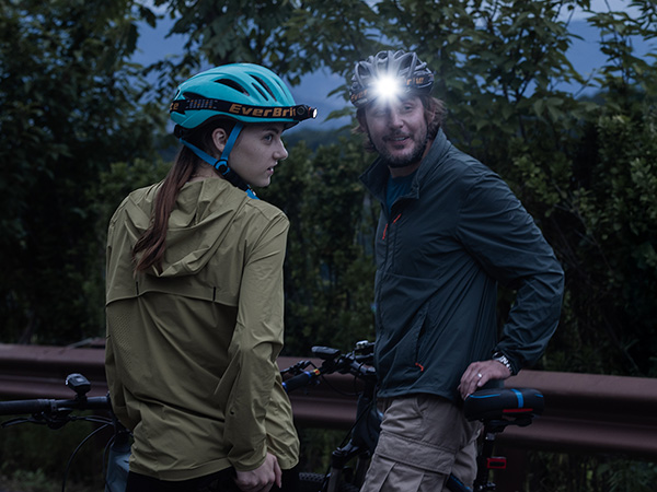 The strap length of this headlight can be adjusted and worn on helmet, suitable for cycling