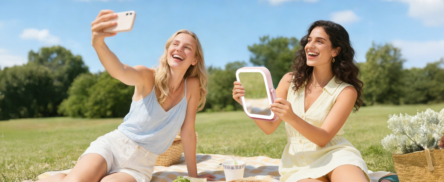 travel makeup mirror with lights