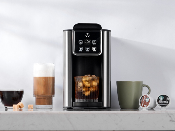 Compact 3-in-1 iced coffee maker with with adjustable cup sizes and favor