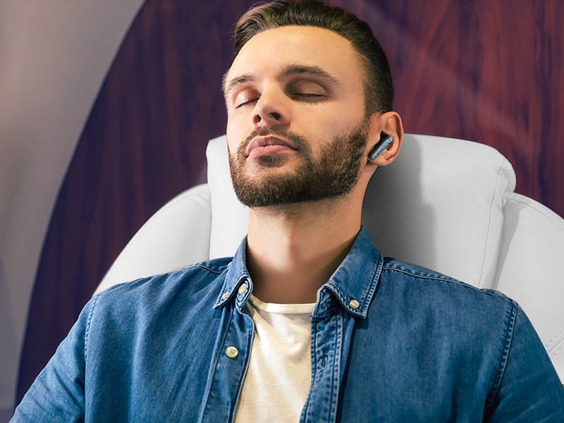 noise cancelling earbuds