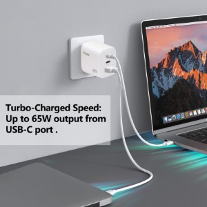 Side-by-side comparison of Ernydal’s compact design versus traditional bulky chargers.