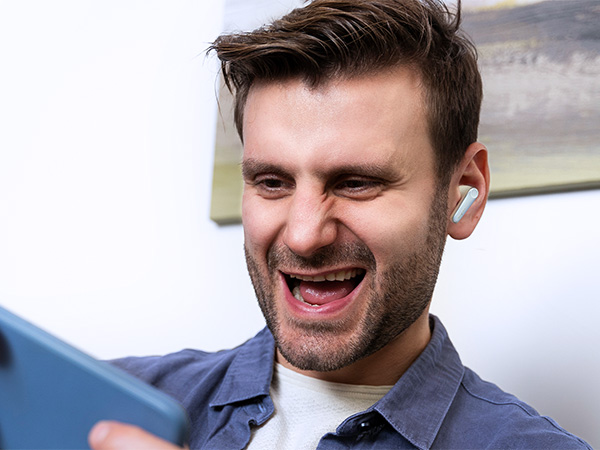 true wireless earbuds