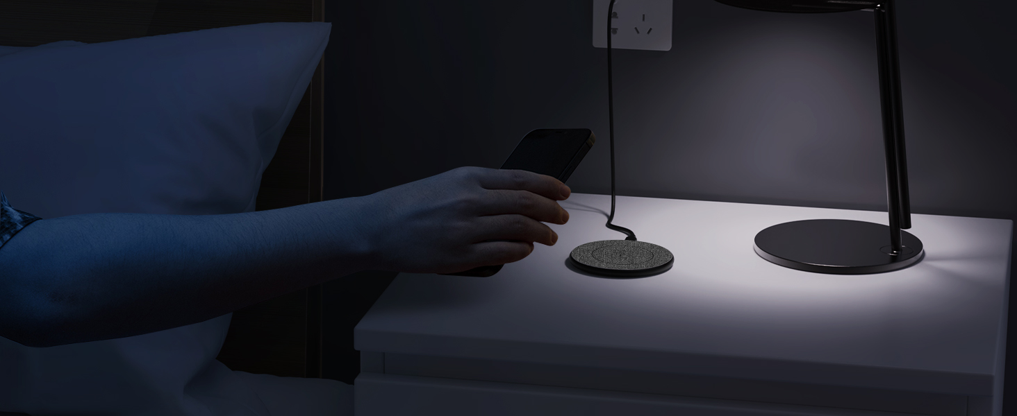 WIRELESS CHARGER IPHONE