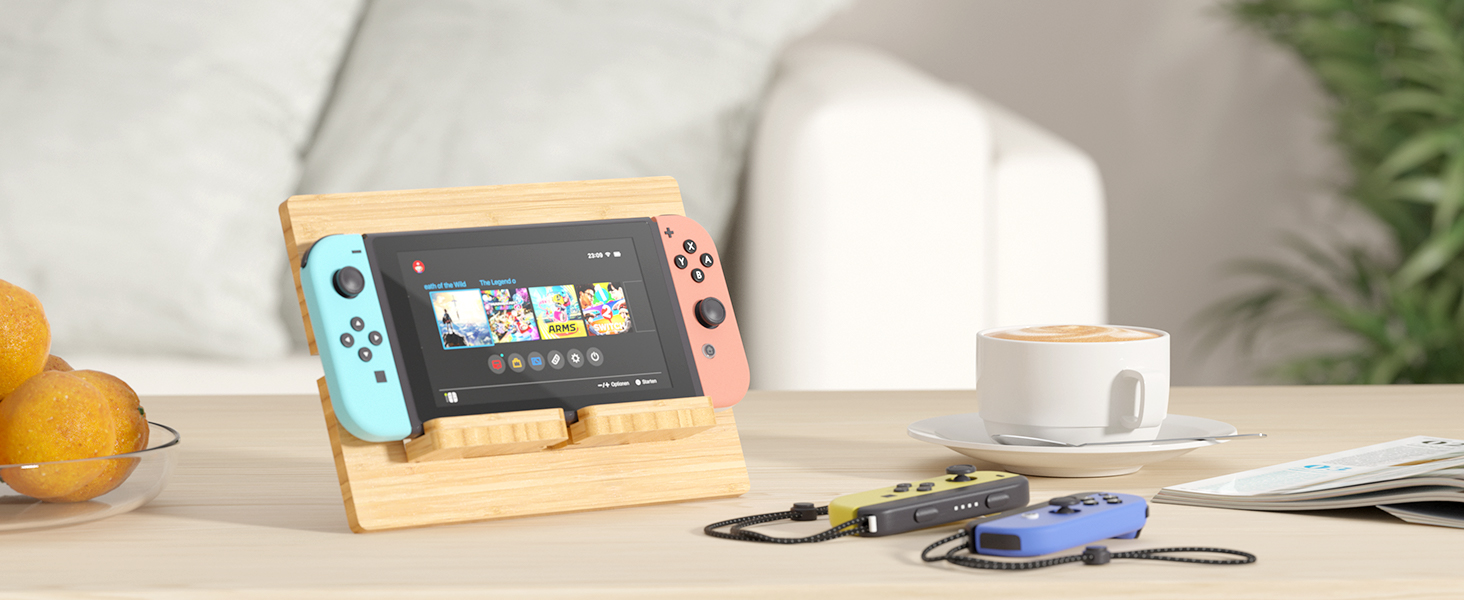 Pezin &amp; Hulin Bamboo Tablet Stand