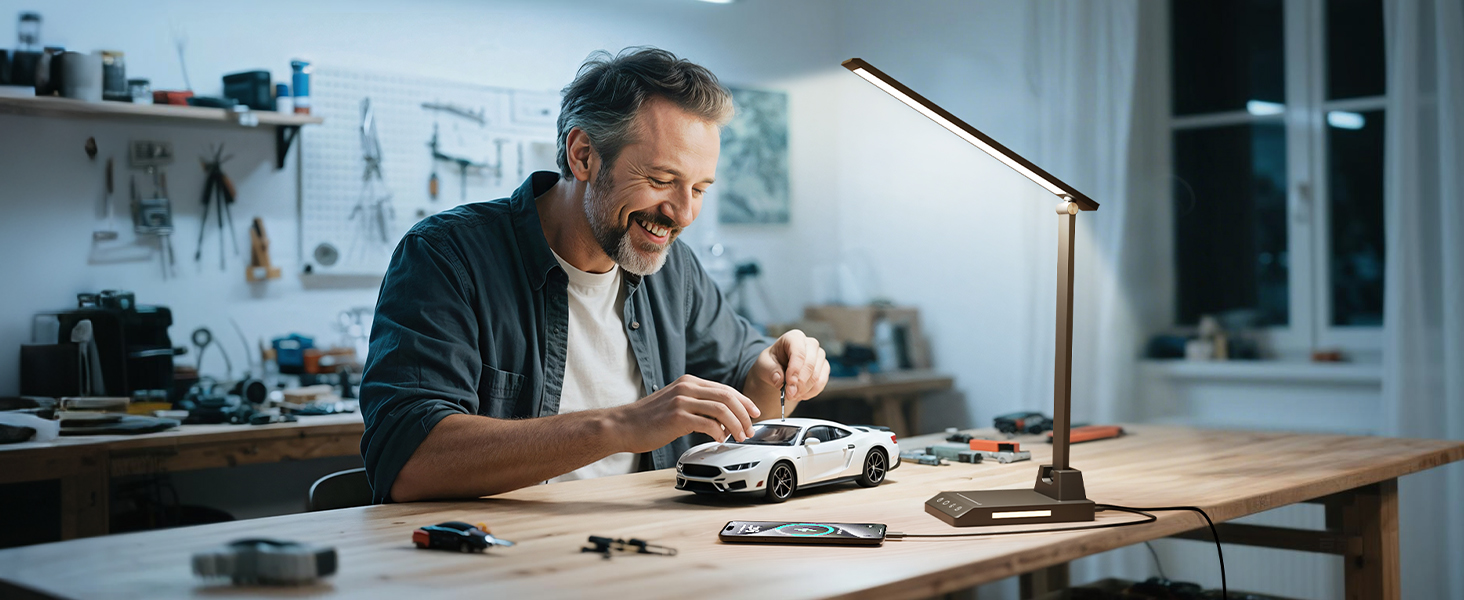 Natural_Light_LED_Desk_Lamp