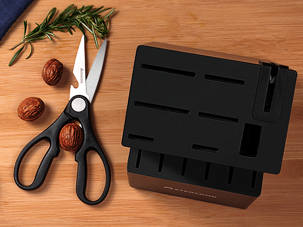 kitchen shears
