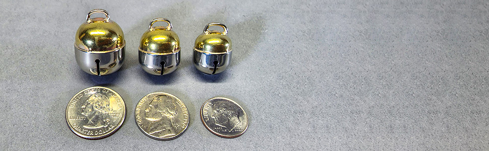 Cat Dog Bells Size compared to quarter dime nickel Perro Perra Gato Campana