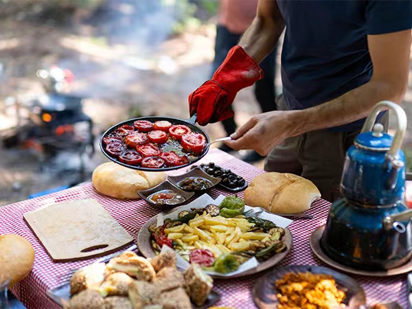 Gravity Electric Salt and Pepper Grinder Set