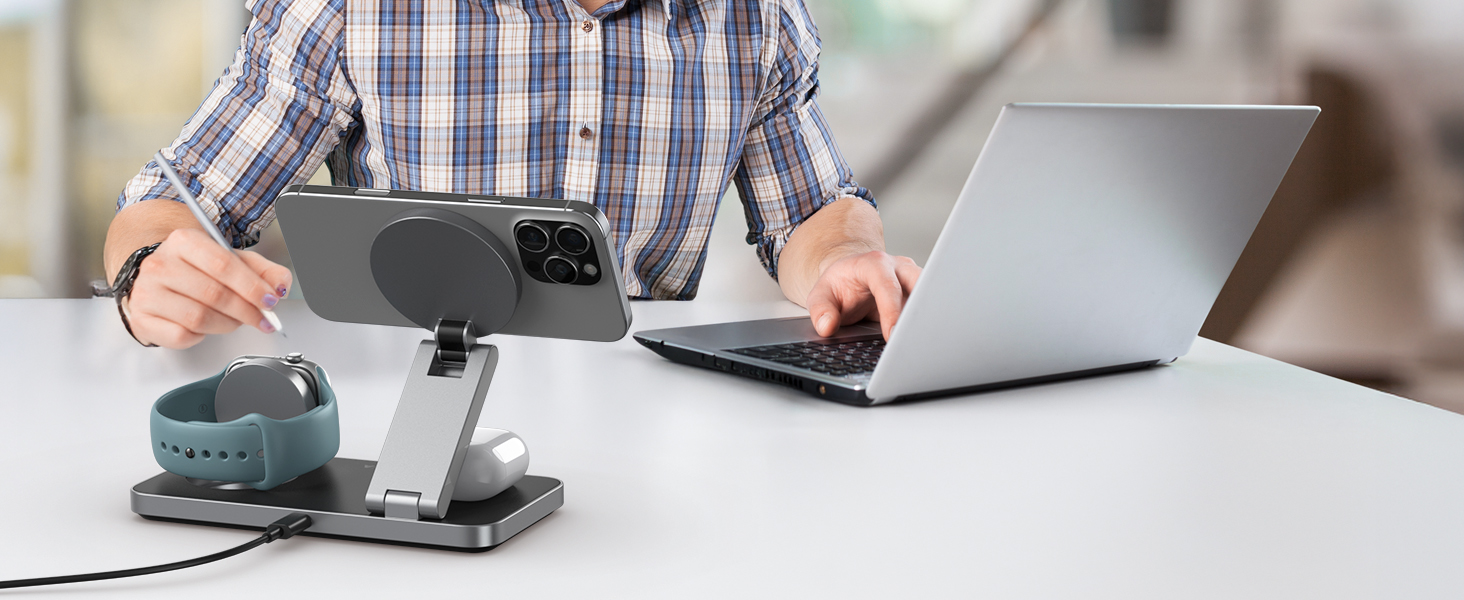 3 in 1 wireless charging station