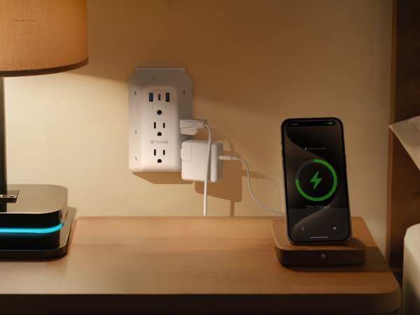 multiple wall plug with usb ports for bedroom hotel