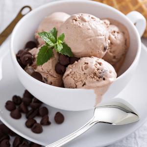dessert spoon