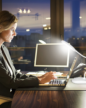 Desk lamp
