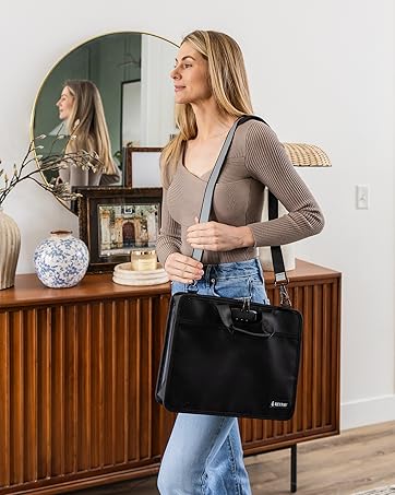 A true travel organizer with shoulder strap built for convenience and safety on the go.